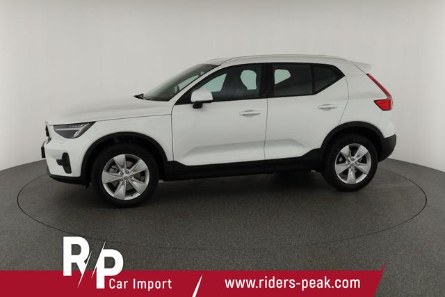 Volvo XC40 Core 2WD B3 Mild-Hybrid Core, Navi, Thors Hammer, Winter, Kamera, el. Klappe 