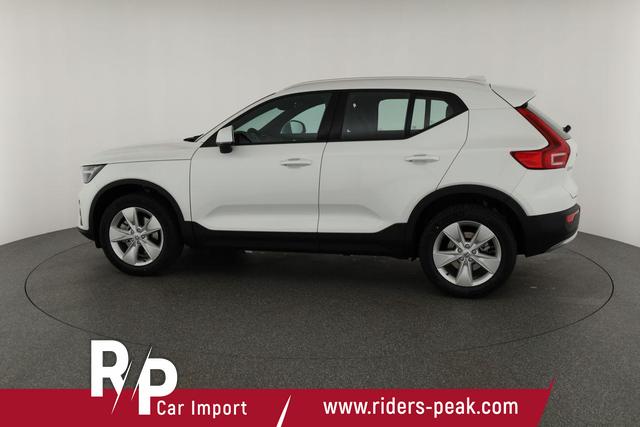 Volvo XC40 Core 2WD B3 Mild-Hybrid Core, Navi, Thors Hammer, Winter, Kamera, el. Klappe 