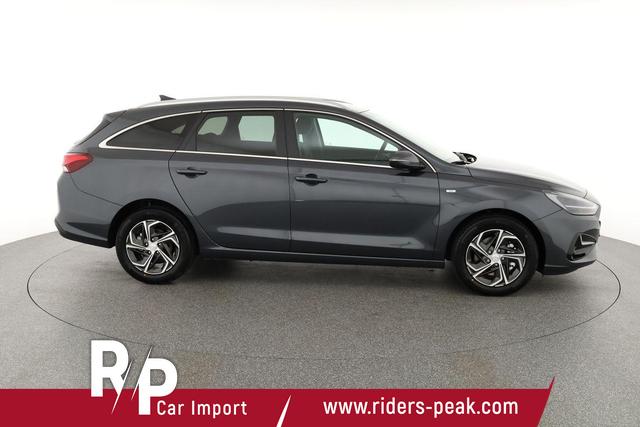 Hyundai i30 Kombi Smart 1.5 T-GDI DCT Smart, LED, Kamera, Winter 