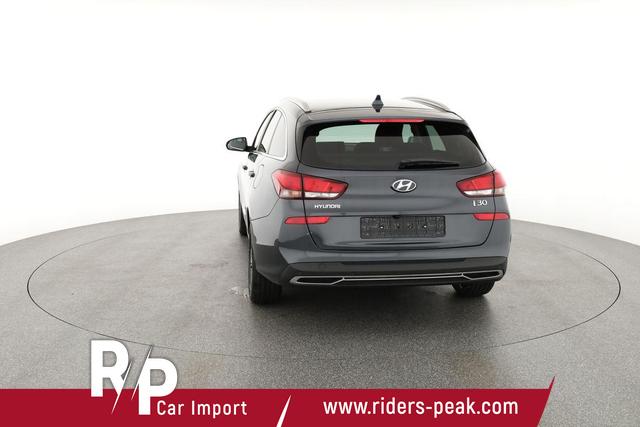 Hyundai i30 Kombi Smart 1.5 T-GDI DCT Smart, LED, Kamera, Winter 