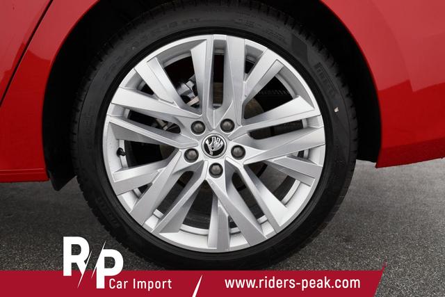 Skoda Octavia Combi 1.5 TSI mHEV 110 kW Selection DSG Facelift, Teilleder, 18-Zoll, Matrix 