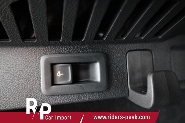 Skoda Kamiq Monte Carlo 1.0 TSI DSG Carlo, AHK, Navi, Kamera, el. Klappe, Pano, 18-Zoll, Ladeboden 