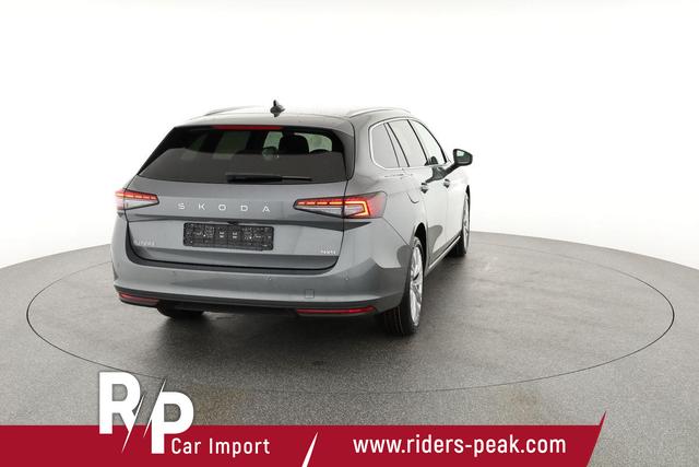 Skoda Superb Combi 2.0 TDI 142 kW 4x4 Selection DSG Selection, AHK, Matrix, Winter, Navi, Ladeboden 