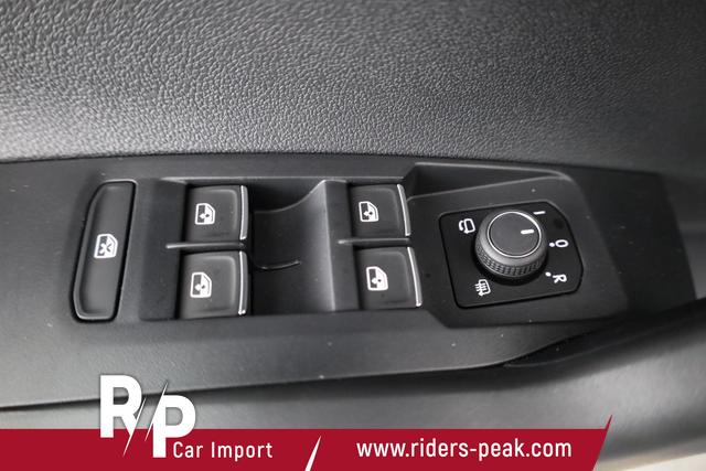 Volkswagen Taigo R-Line 1.5 TSI DSG R-LINE, AHK, IQ.Light, Navi, Kamera, 18-Zoll 
