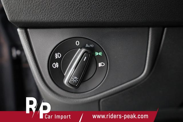 Volkswagen Taigo R-Line 1.5 TSI DSG R-LINE, AHK, IQ.Light, Navi, Kamera, 18-Zoll 