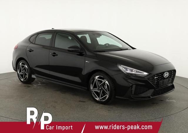 Hyundai i30 N Line 1.5 T-GDI DCT Fastback N-LINE, Navi, 18-Zoll, Kamera, LED, Winter 