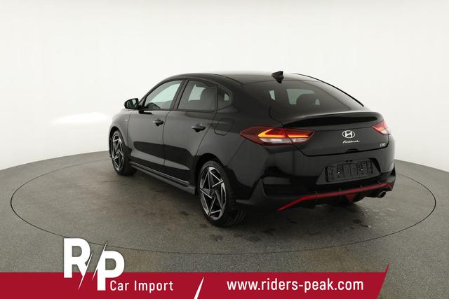 Hyundai i30 N Line 1.5 T-GDI DCT Fastback N-LINE, Navi, 18-Zoll, Kamera, LED, Winter 