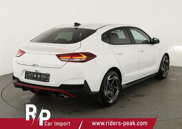 Hyundai i30 N Line 1.5 T-GDI DCT Fastback N-LINE, Navi, 18-Zoll, Kamera, LED, Winter 