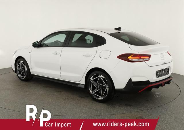 Hyundai i30 N Line 1.5 T-GDI DCT Fastback N-LINE, Navi, 18-Zoll, Kamera, LED, Winter 