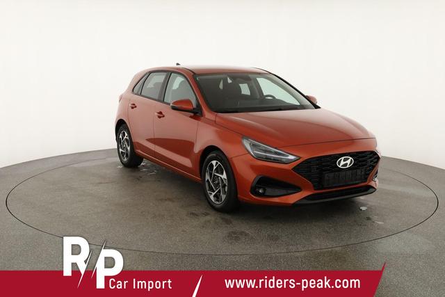 Hyundai i30 1.0 T-GDI DCT Family, Navi, Kamera, LED, 16-Zoll, Winterpaket 