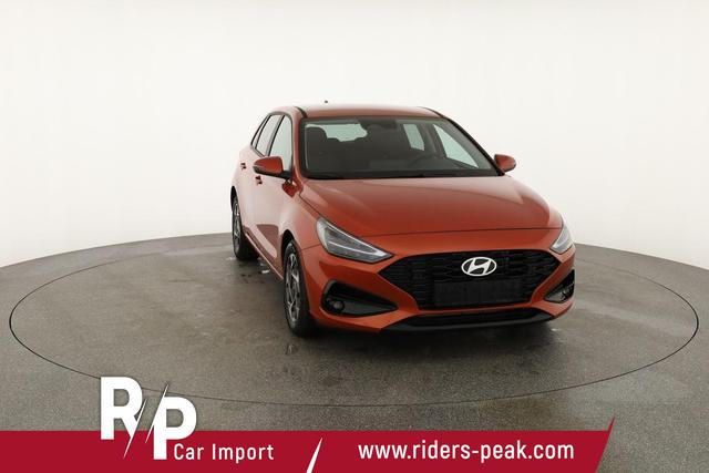 Hyundai i30 1.0 T-GDI DCT Family, Navi, Kamera, LED, 16-Zoll, Winterpaket 