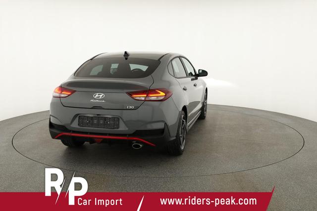 Hyundai i30 N Line 1.5 T-GDI DCT Fastback N-LINE, Navi, 18-Zoll, Kamera, LED, Winter 