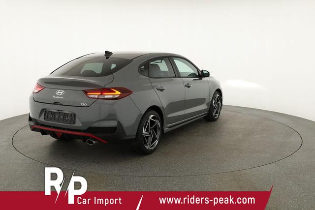 Hyundai i30 N Line 1.5 T-GDI DCT Fastback N-LINE, Navi, 18-Zoll, Kamera, LED, Winter 