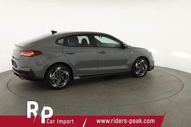 Hyundai i30 N Line 1.5 T-GDI DCT Fastback N-LINE, Navi, 18-Zoll, Kamera, LED, Winter 