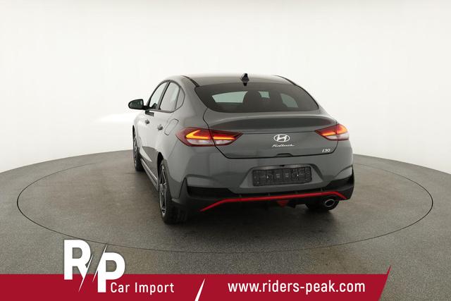 Hyundai i30 N Line 1.5 T-GDI DCT Fastback N-LINE, Navi, 18-Zoll, Kamera, LED, Winter 