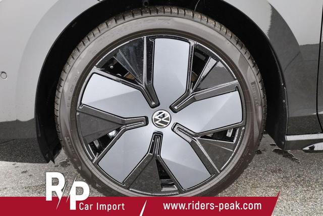 Volkswagen Passat Variant 2.0 TSI 195 kW 4Motion R-Line DSG 4M Black, Pano, AHK, HuD 