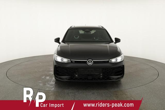 Volkswagen Passat Variant 2.0 TSI 195 kW 4Motion R-Line DSG 4M Black, Pano, AHK, HuD 