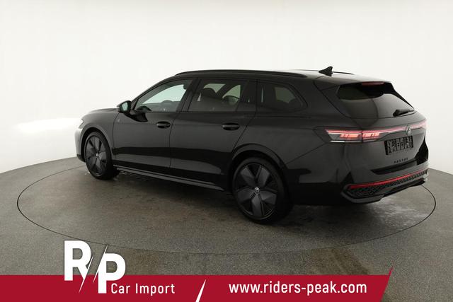 Volkswagen Passat Variant 2.0 TSI 195 kW 4Motion R-Line DSG 4M Black, Pano, AHK, HuD 