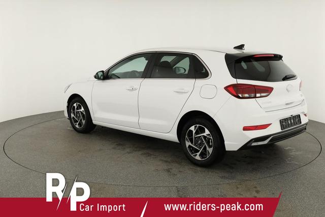 Hyundai i30 Style 1.5 T-GDI Style, Navi, Kamera, LED, 16-Zoll, Winterpaket 