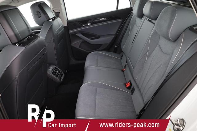 Volkswagen Passat Variant 1.5 TSI eHybrid 150 kW Business Business, AHK, Navi, Winterpaket, sofort 