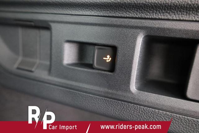 Volkswagen Passat Variant 1.5 TSI eHybrid 150 kW Business Business, AHK, Navi, Winterpaket, sofort 