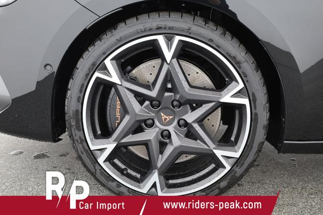 Cupra Leon Sportstourer 2.0 TSI 245 kW 4Drive VZ ST DSG 4Drive, AHK, Pano, el. Klappe, Navi 