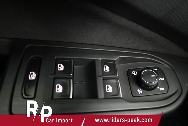 Volkswagen Golf 1.5 TSI 110 kW R-Line VIII Black, Navi, 18-Zoll, Kamera, LED-Plus, 3-J Garantie 