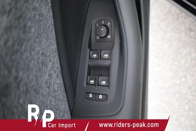 Skoda Superb Combi 2.0 TDI 142kW 4x4 Selection DSG Selection, Standheizung, Pano, AHK, Navi, Matrix 
