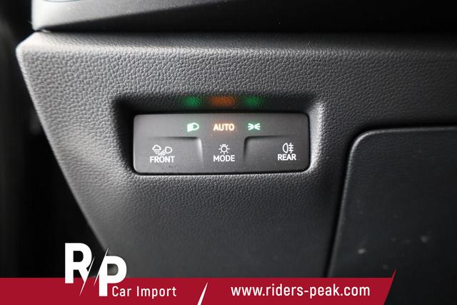 Skoda Superb Combi 2.0 TDI 142 kW 4x4 Selection DSG Selection, Standheizung, Pano, AHK, Navi, Matrix 