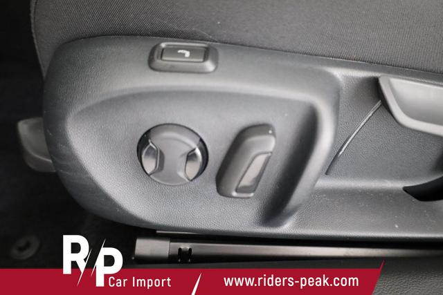 Skoda Superb Combi 2.0 TDI 142 kW 4x4 Selection DSG Selection, Standheizung, Pano, AHK, Navi, Matrix 