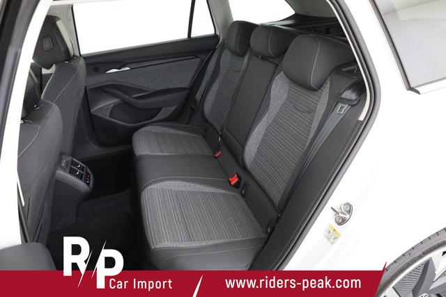 Skoda Superb Combi 2.0 TDI 142 kW 4x4 Selection DSG Selection, Standheizung, Pano, AHK, Navi, Matrix 