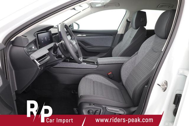 Skoda Superb Combi 1.5 TSI iV 150kW Selection DSG Selection, AHK, Matrix, Side, el. Klappe, Navi 