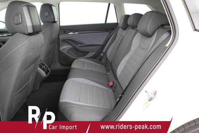 Skoda Superb Combi 1.5 TSI iV 150kW Selection DSG Selection, AHK, Matrix, Side, el. Klappe, Navi 