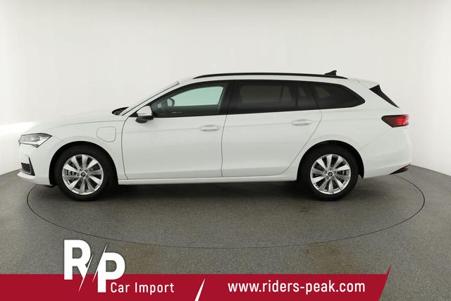 Skoda Superb Combi 1.5 TSI iV 150kW Selection DSG Selection, AHK, Matrix, Side, el. Klappe, Navi 