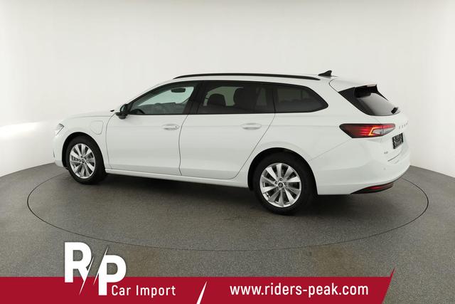 Skoda Superb Combi 1.5 TSI iV 150kW Selection DSG Selection, AHK, Matrix, Side, el. Klappe, Navi 