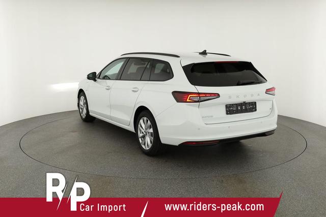 Skoda Superb Combi 1.5 TSI iV 150kW Selection DSG Selection, AHK, Matrix, Side, el. Klappe, Navi 