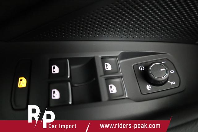 Volkswagen Passat Variant 1.5 TSI eHybrid 200 kW R-Line R-LINE, Pano, 19-Zoll, IQ.Light 
