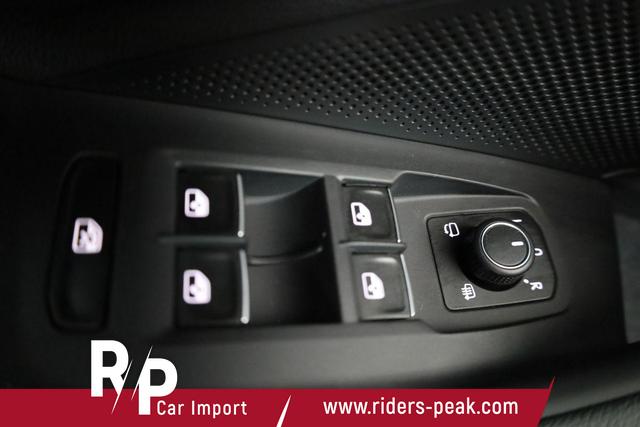 Volkswagen Passat Variant 1.5 TSI eHybrid 200 kW R-Line R-LINE, HuD, ProMax, Pano, 19-Zoll, IQ.Light 