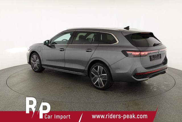 Volkswagen Passat Variant 1.5 TSI eHybrid 200 kW R-Line R-LINE, HuD, ProMax, Pano, 19-Zoll, IQ.Light 