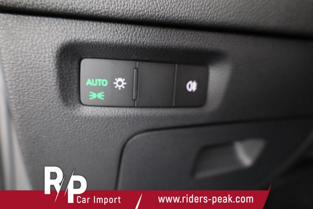 Skoda Octavia Combi 2.0 TDI 110 kW Selection DSG Selection, AHK, ACC, Kamera, 4-J Garantie 