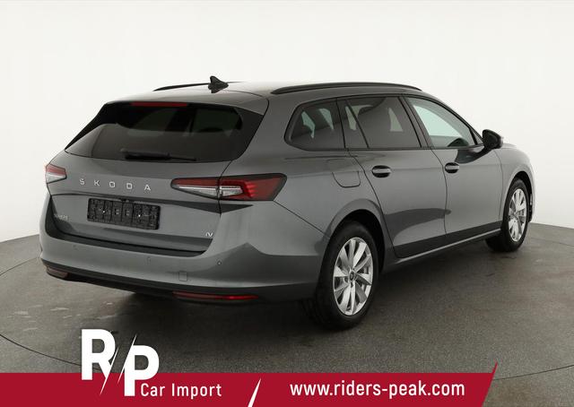Skoda Superb Combi 1.5 TSI iV 150kW Selection DSG Selection, AHK, Matrix, Side, el. Klappe, Navi 