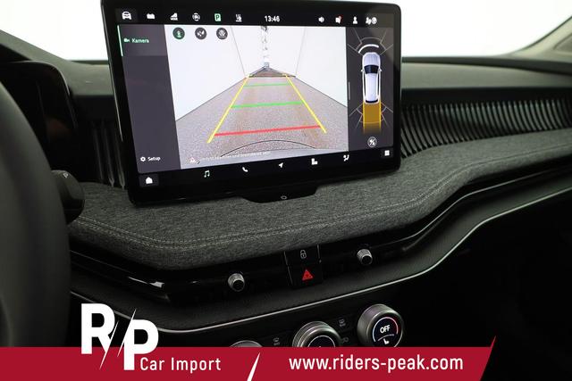 Skoda Superb Combi 1.5 TSI iV 150kW Selection DSG Selection, AHK, Matrix, Side, el. Klappe, Navi 