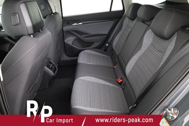 Skoda Superb Combi 1.5 TSI iV 150kW Selection DSG Selection, AHK, Matrix, Side, el. Klappe, Navi 