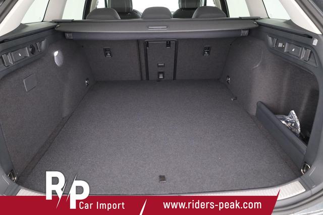 Skoda Superb Combi 1.5 TSI iV 150kW Selection DSG Selection, AHK, Matrix, Side, el. Klappe, Navi 