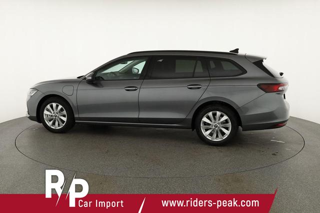 Skoda Superb Combi 1.5 TSI iV 150kW Selection DSG Selection, AHK, Matrix, Side, el. Klappe, Navi 
