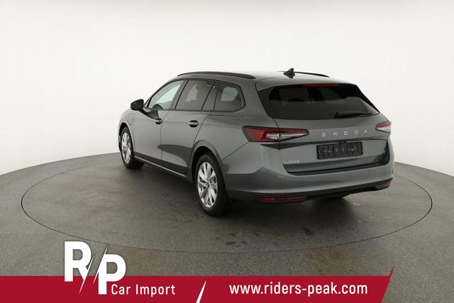 Skoda Superb Combi 1.5 TSI iV 150kW Selection DSG Selection, AHK, Matrix, Side, el. Klappe, Navi 