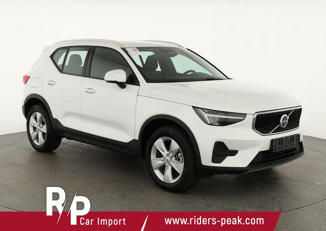 Volvo XC40 - Core 2WD B3 Mild-Hybrid Core, Navi, Thors Hammer, Winter, Kamera, el. Klappe