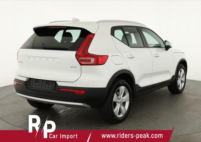 Volvo XC40 Core 2WD B3 Mild-Hybrid Core, Navi, Thors Hammer, Winter, Kamera, el. Klappe 