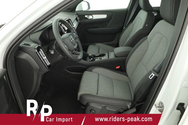 Volvo XC40 Core 2WD B3 Mild-Hybrid Core, Navi, Thors Hammer, Winter, Kamera, el. Klappe 