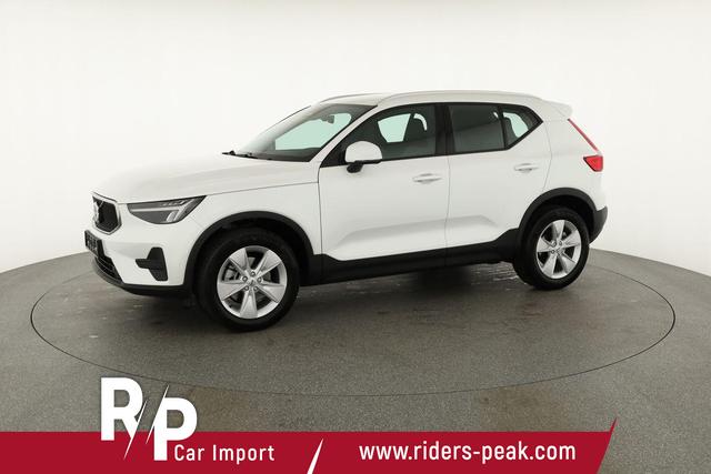 Volvo XC40 Core 2WD B3 Mild-Hybrid Core, Navi, Thors Hammer, Winter, Kamera, el. Klappe 